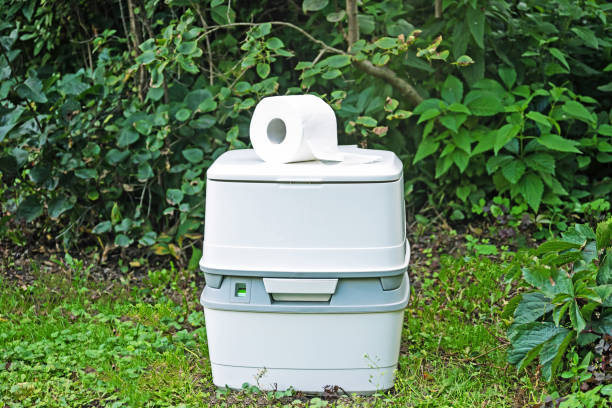 Portable Toilet Options We Offer in Hawaiian Gardens, CA